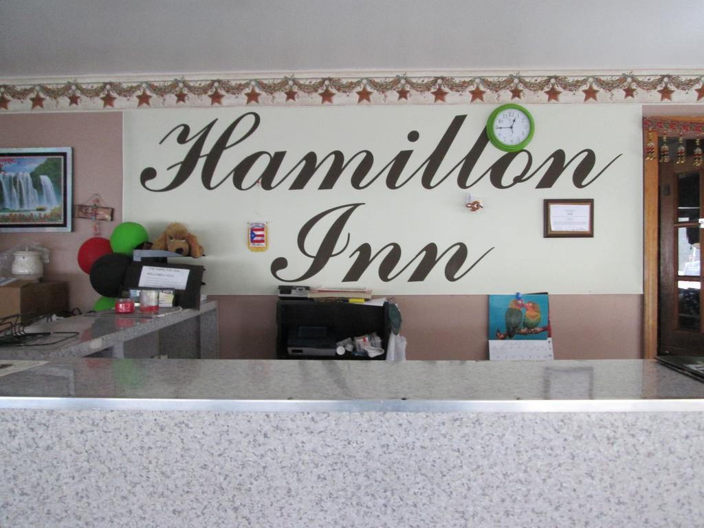 Hamilton Inn Sturbridge Buitenkant foto
