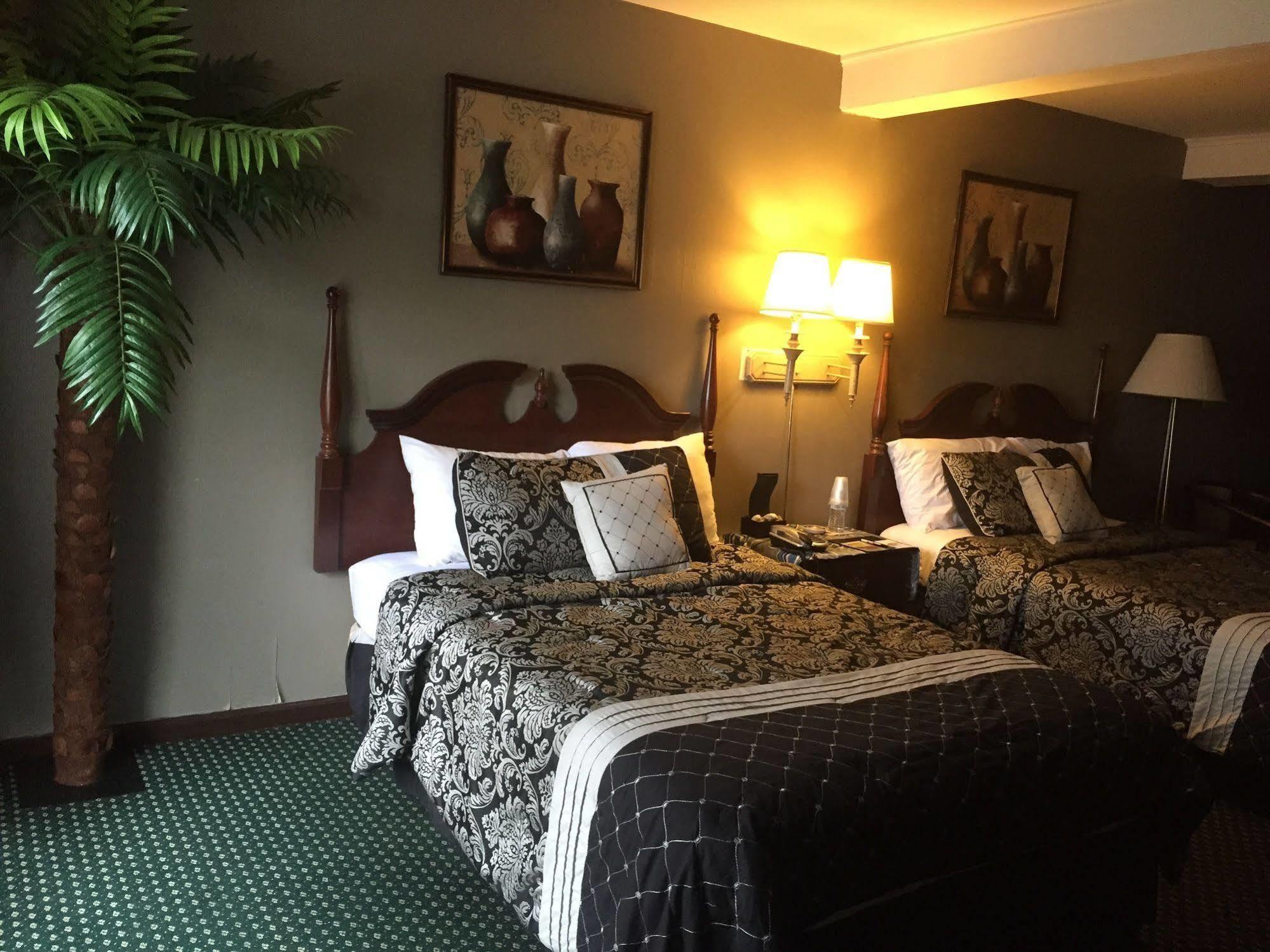 Hamilton Inn Sturbridge Buitenkant foto