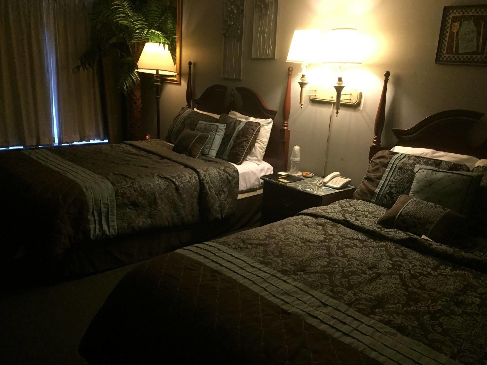Hamilton Inn Sturbridge Buitenkant foto