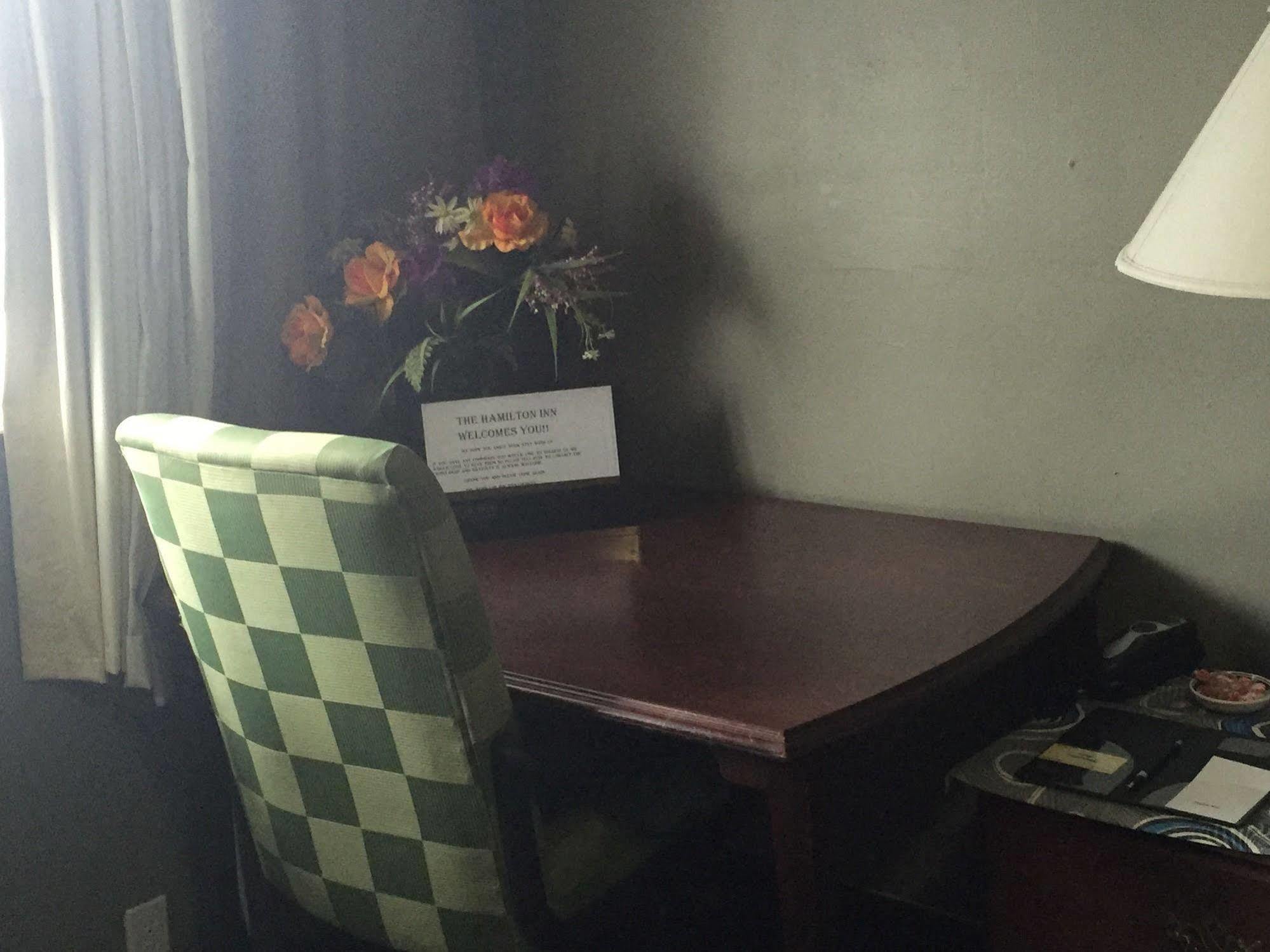 Hamilton Inn Sturbridge Buitenkant foto